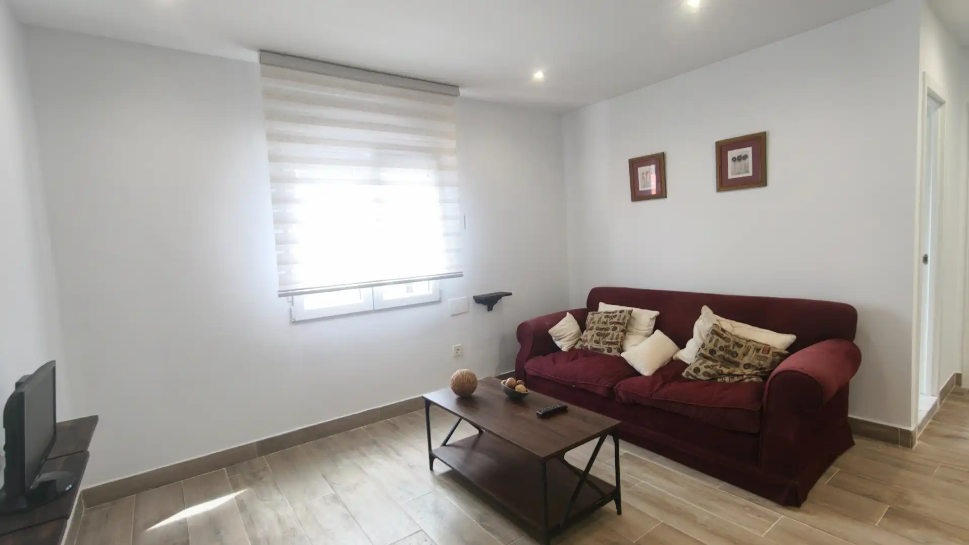 Living room of Flat for rent in Avilés  with Heating and Furnished