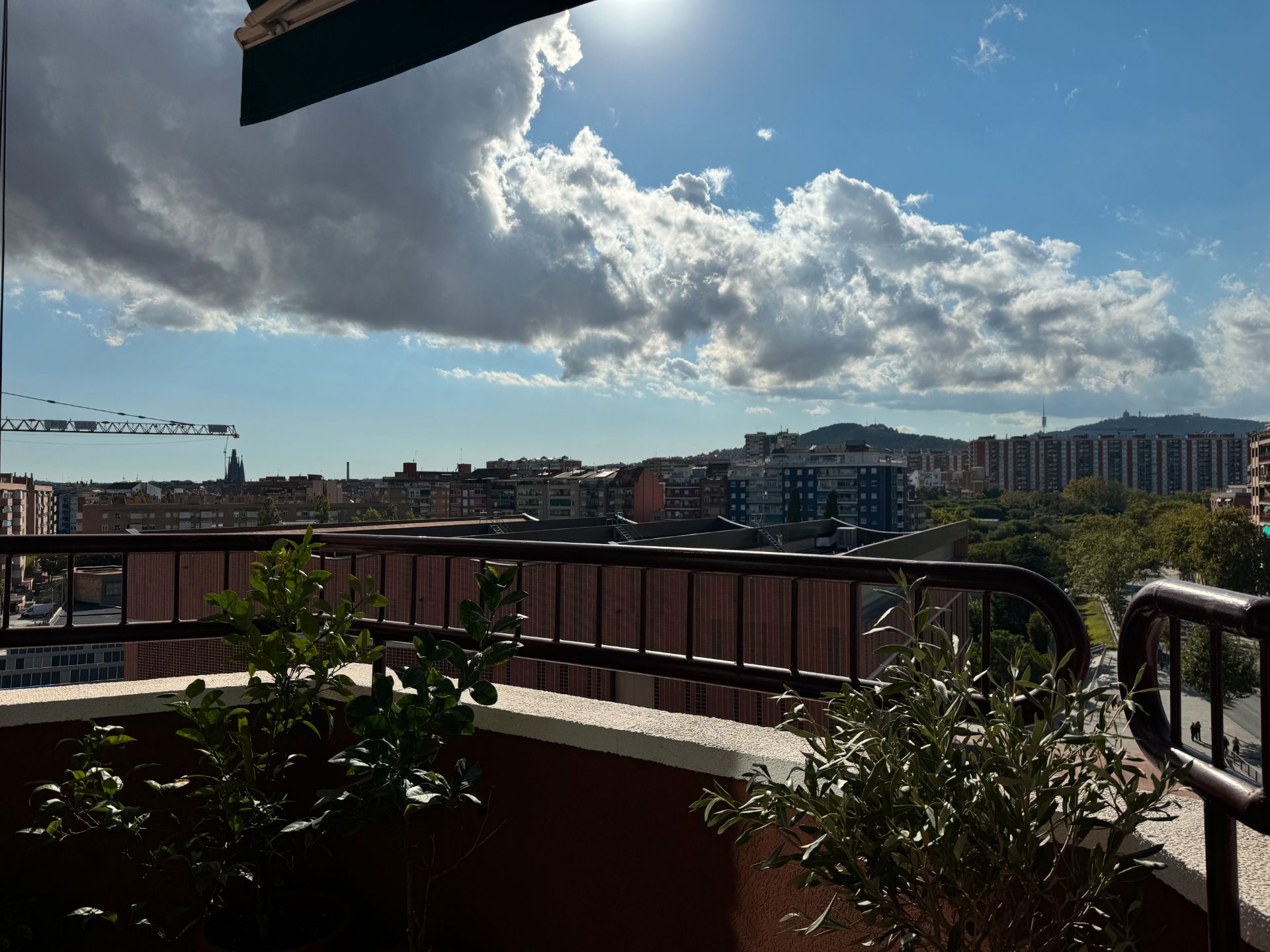 Exterior view of Flat for sale in  Barcelona Capital  with Air Conditioner, Heating and Balcony