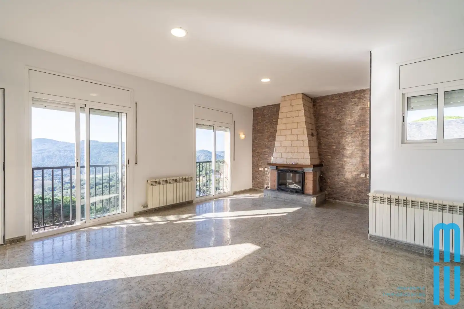 Wohnzimmer von Haus oder Chalet zum Verkauf in Dosrius mit Klimaanlage, Abstellraum und Schwimmbad