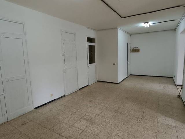 Local comercial en Alquiler en Calle Calzada Lateral del Norte, 15 en Miller