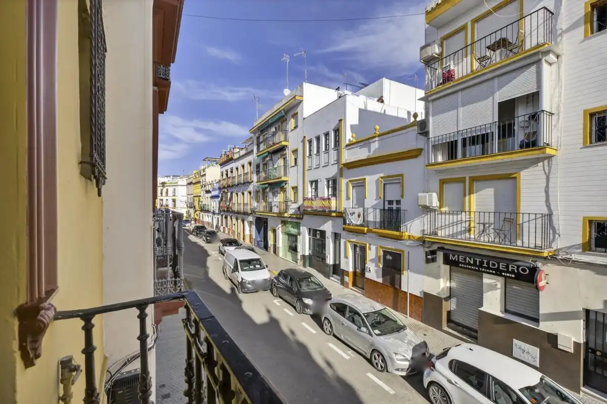 Duplexes for sale in C. Pureza, Triana Casco Antiguo