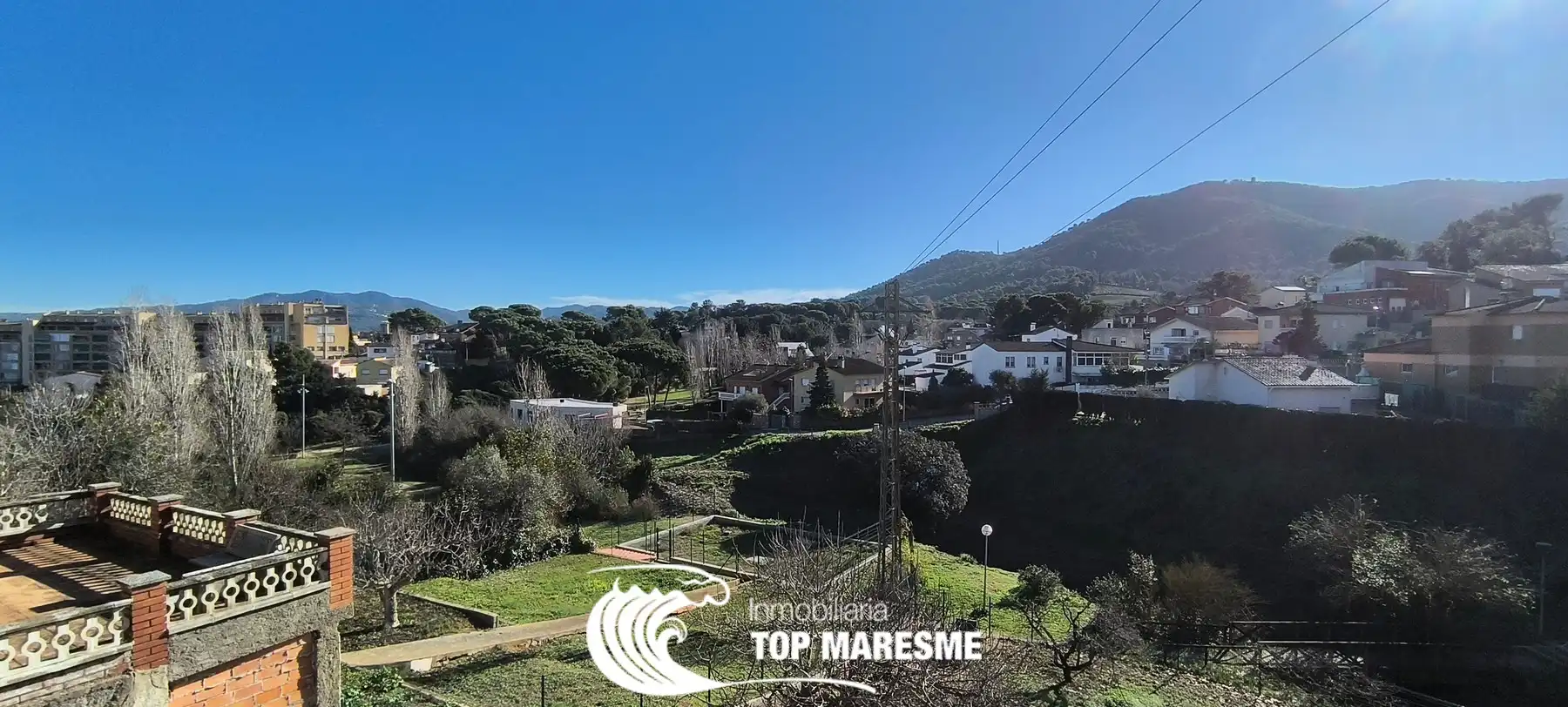 Vista exterior de Residencial en venta en Montornès del Vallès