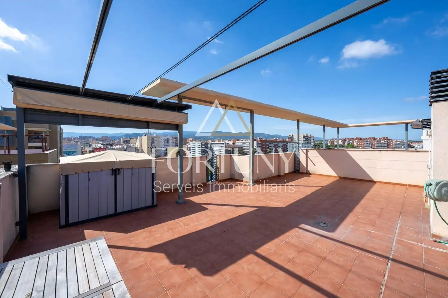 Terrasse von Dachboden zum Verkauf in Reus mit Klimaanlage, Schwimmbad und Balkon