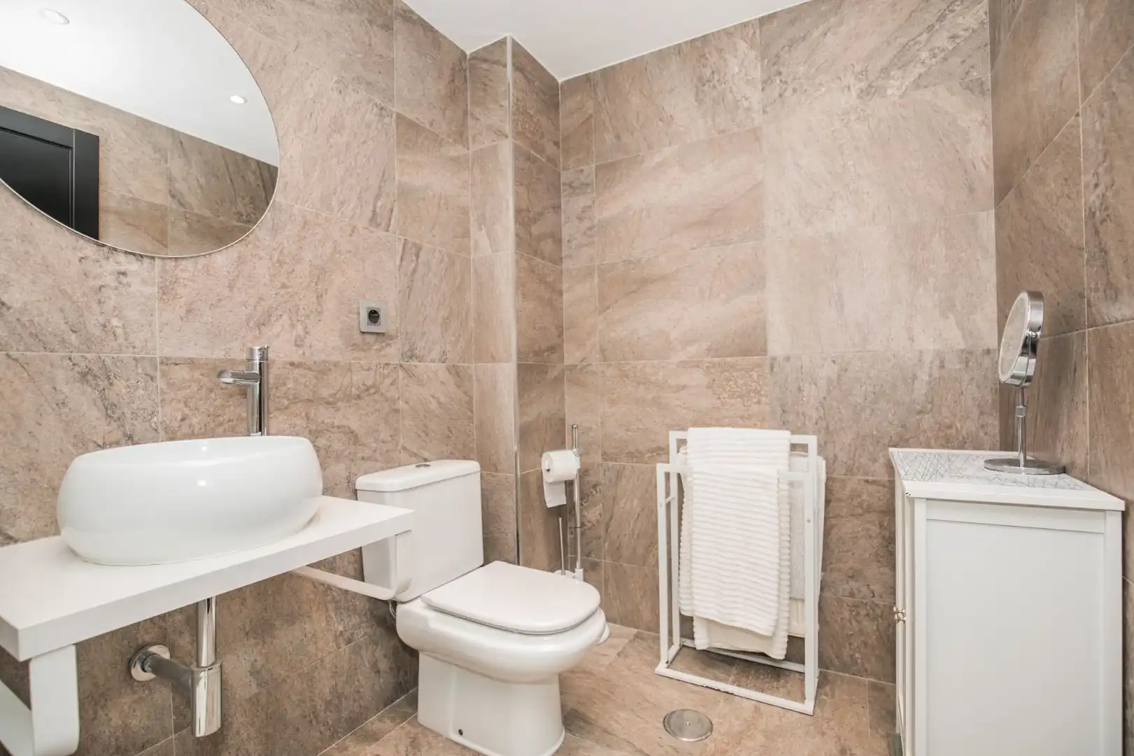 Bathroom of Flat for sale in Ávila  with Heating, Terrace and Storage room