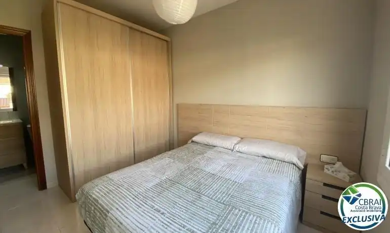 Dormitori de Casa o xalet en venda en Roses amb Calefacció, Jardí privat i Terrassa