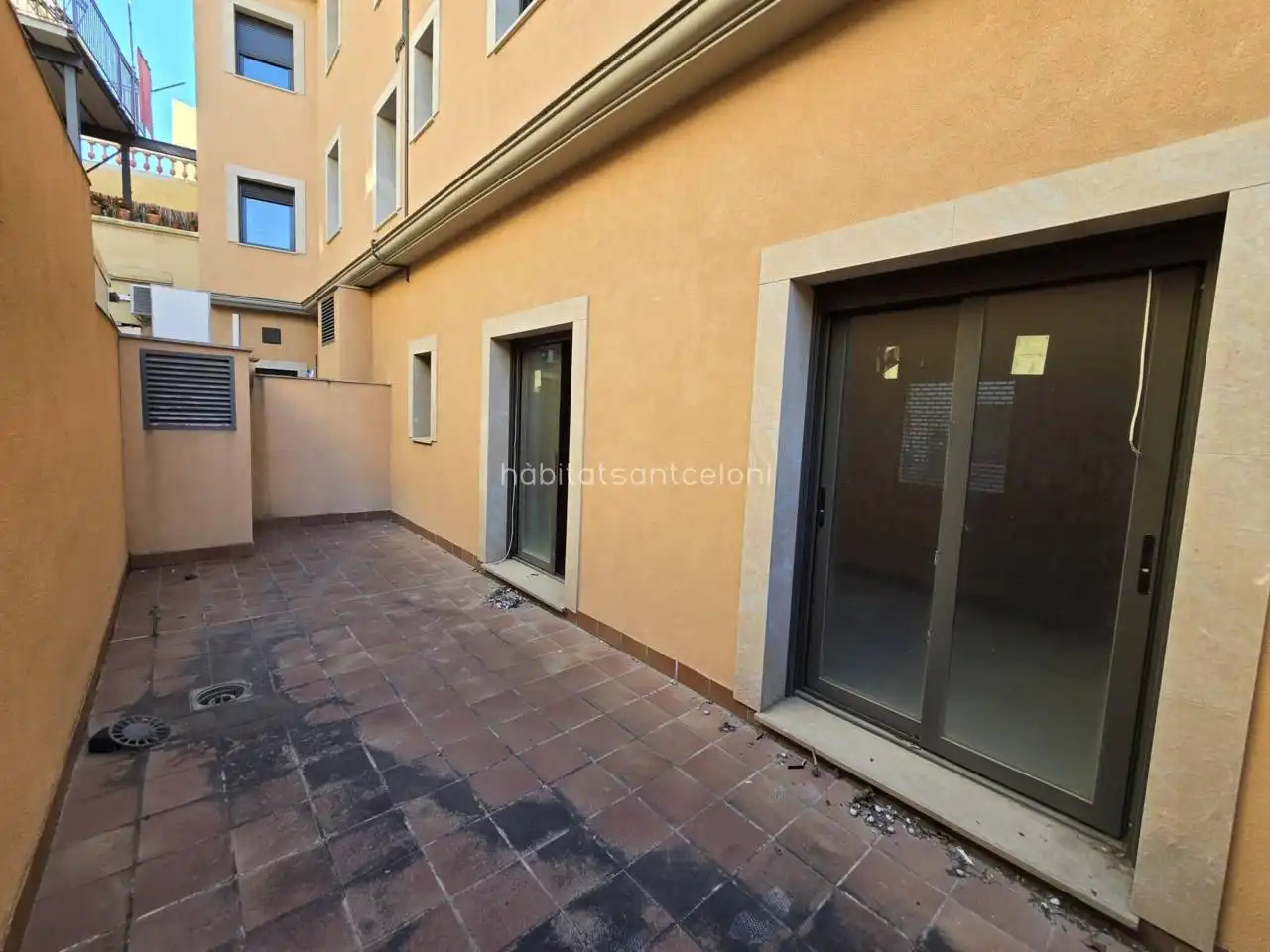Business premises for sale in Calle Guayaquil 38, imagen 3