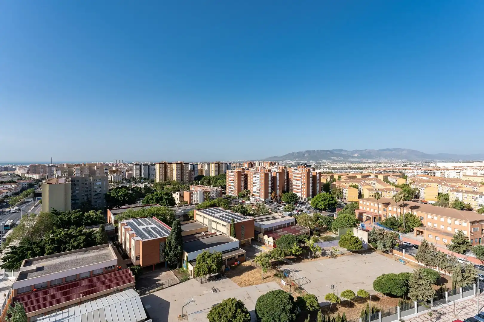 Vista exterior de Àtic en venda en Málaga amb Piscina comunitària