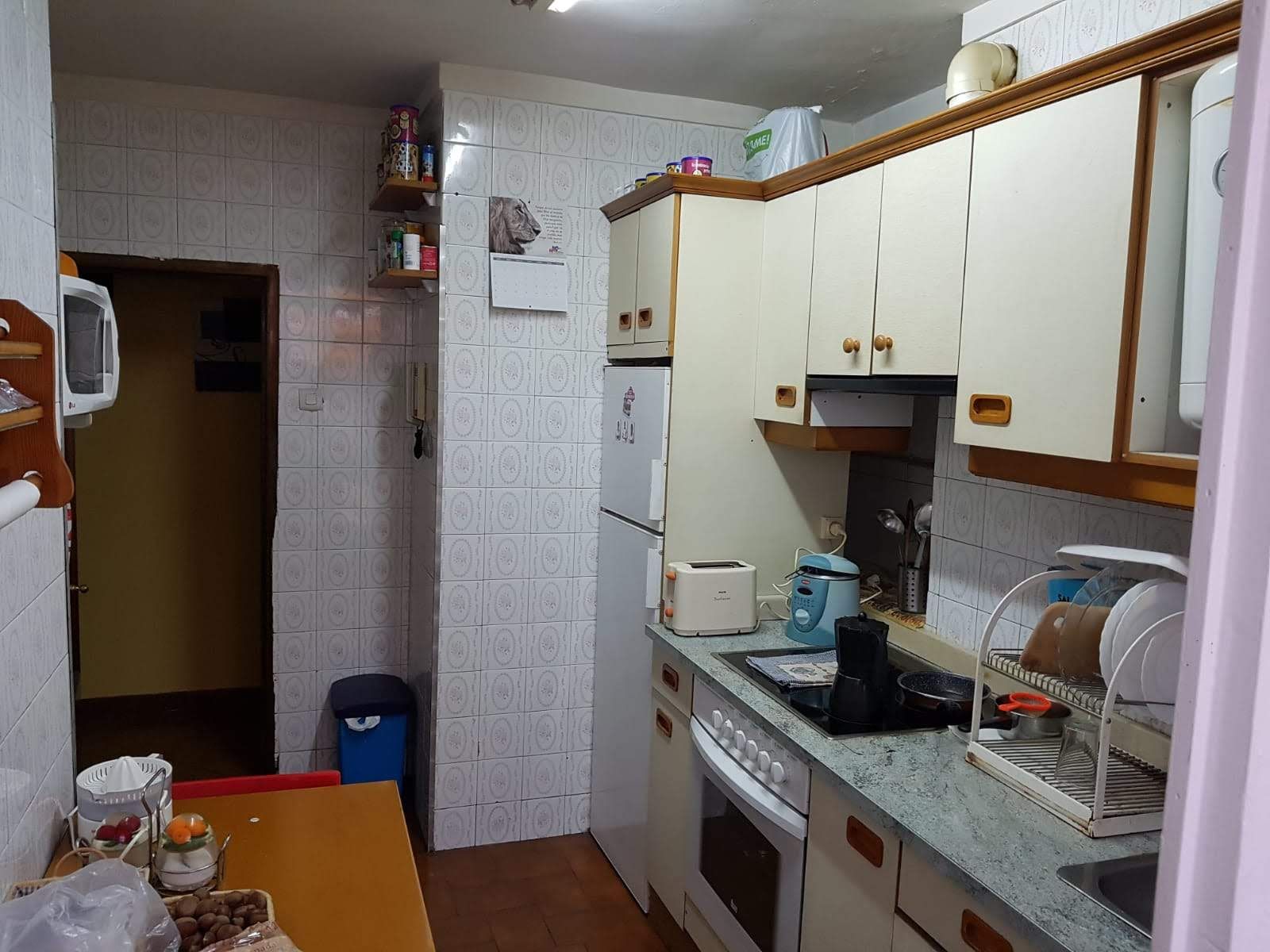 Cuina de Pis en venda en Avilés amb Terrassa, Moblat i Forn