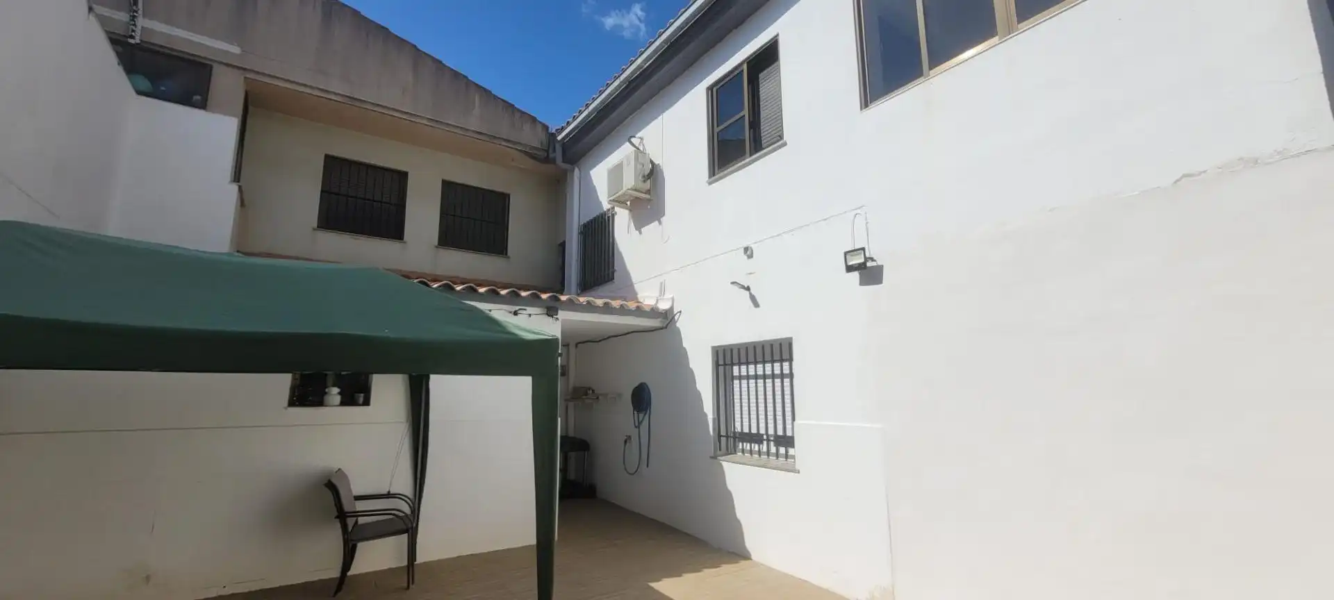Casa adosada en venda a La Cañada