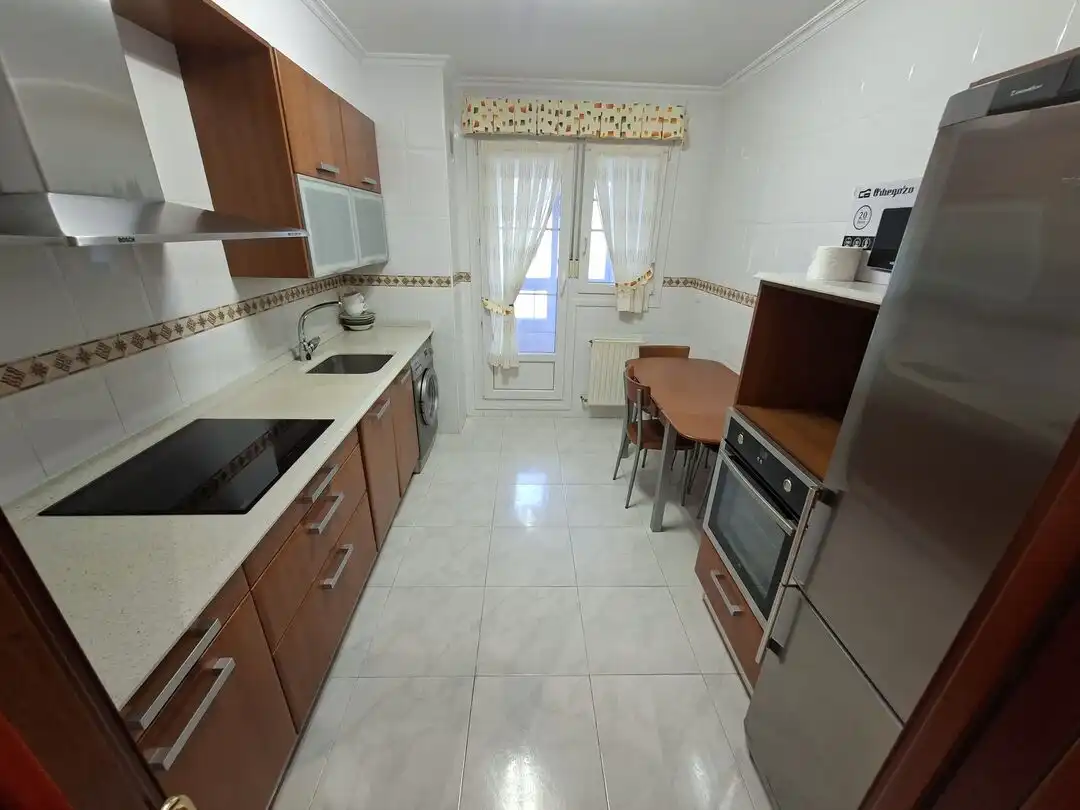 Cocina de Piso en venta en Otxandio con Calefacción, Amueblado y Balcón