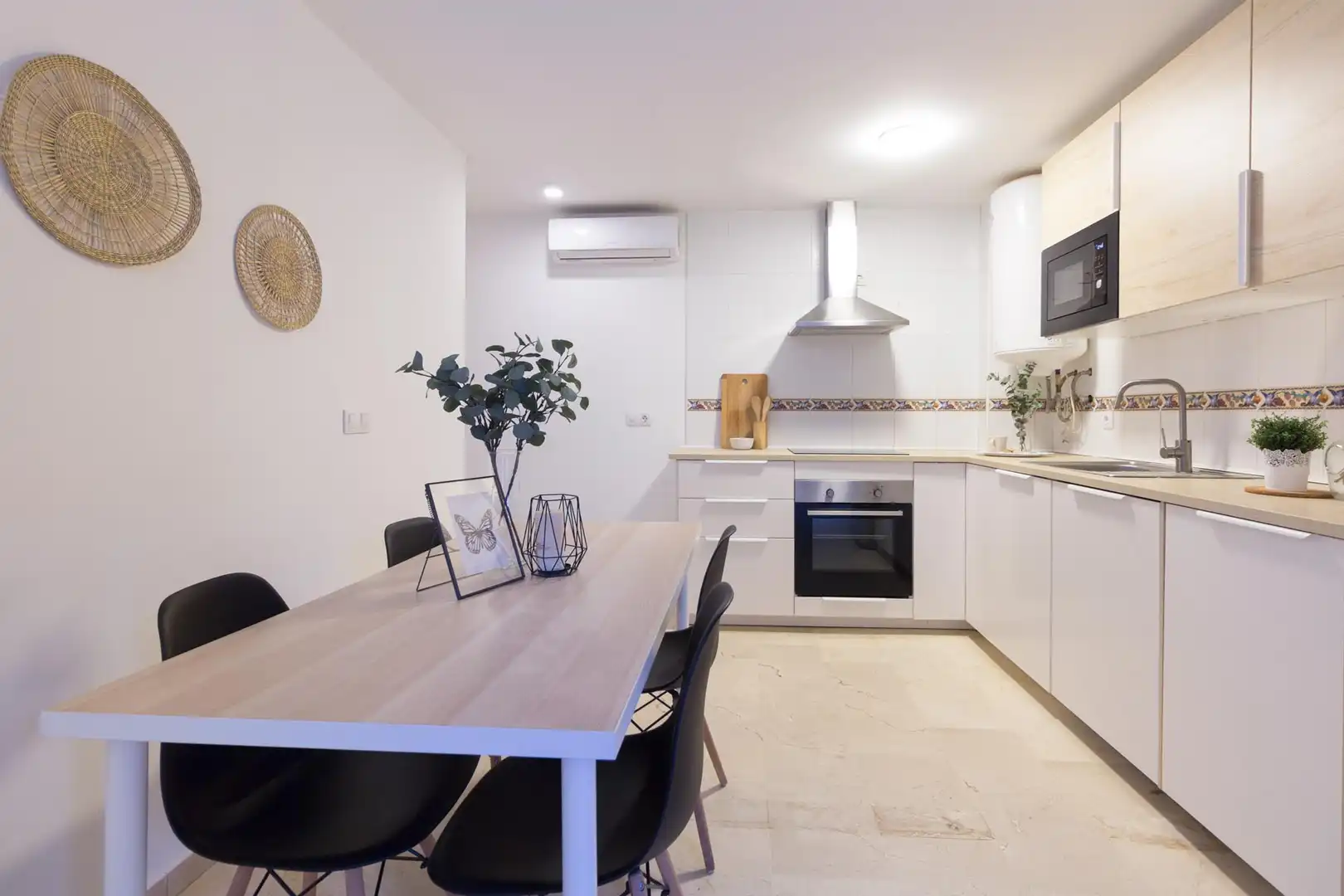 Kitchen of Flat for sale in Coria del Río  with Air Conditioner, Heating and Terrace