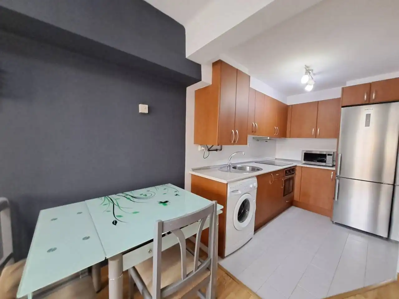 Cuina de Pis en venda en Burgos amb Calefacció, Parquet i Terrassa