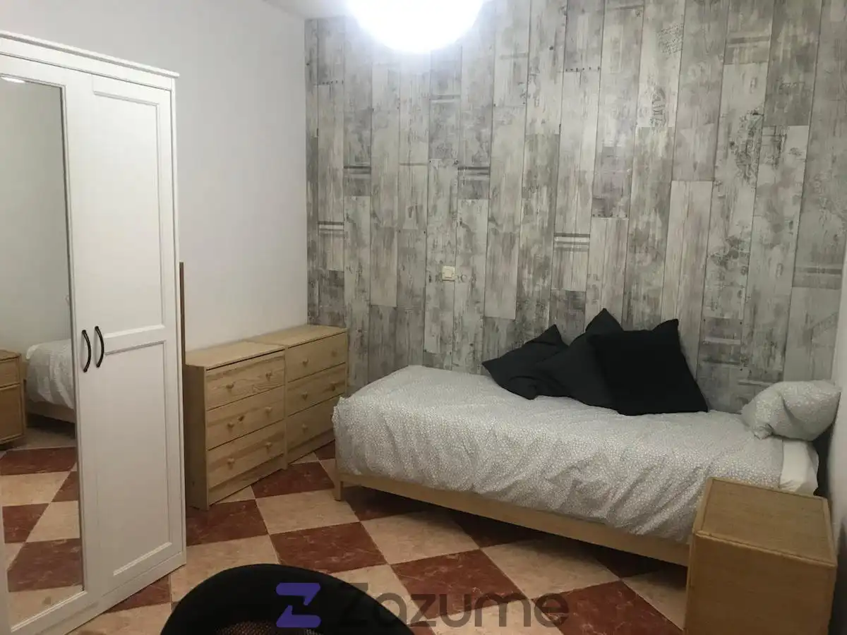 Piso de alquiler en Puerta del Ángel