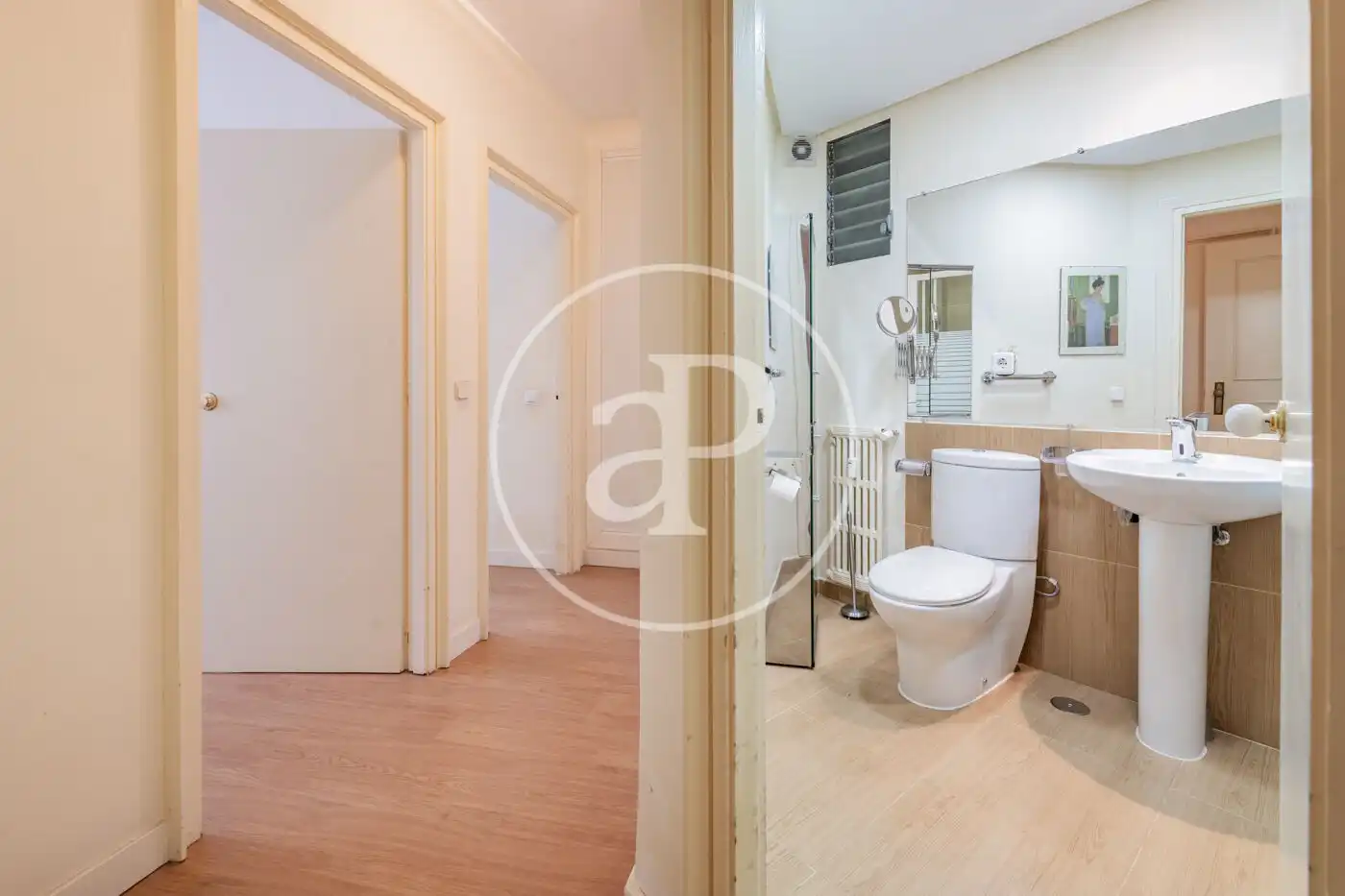Baño de Piso en venta en Madrid con Aire acondicionado y Calefacción