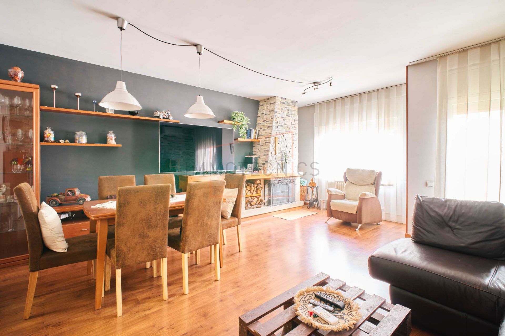 Living room of Single-family semi-detached for sale in Lliçà d'Amunt  with Air Conditioner, Heating and Parquet flooring