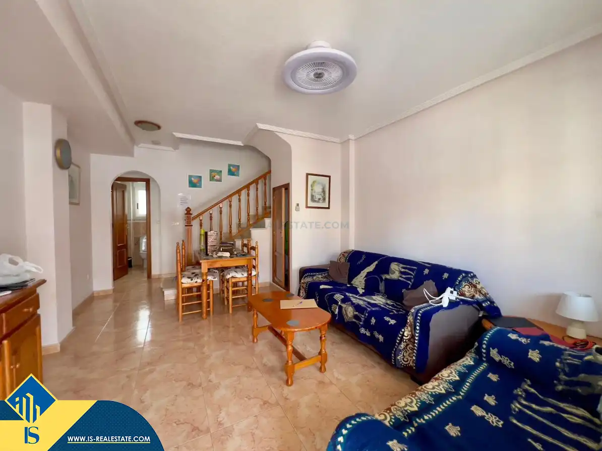 Casa con piscina in vendita a Nueva Torrevieja - Aguas Nuevas