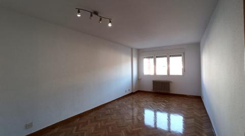 Foto 3 de Dúplex en venta en Calle Monasterio Montes, Zona Alta, Ponferrada