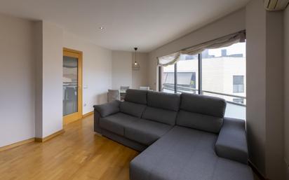Living room of Apartment for sale in Badalona