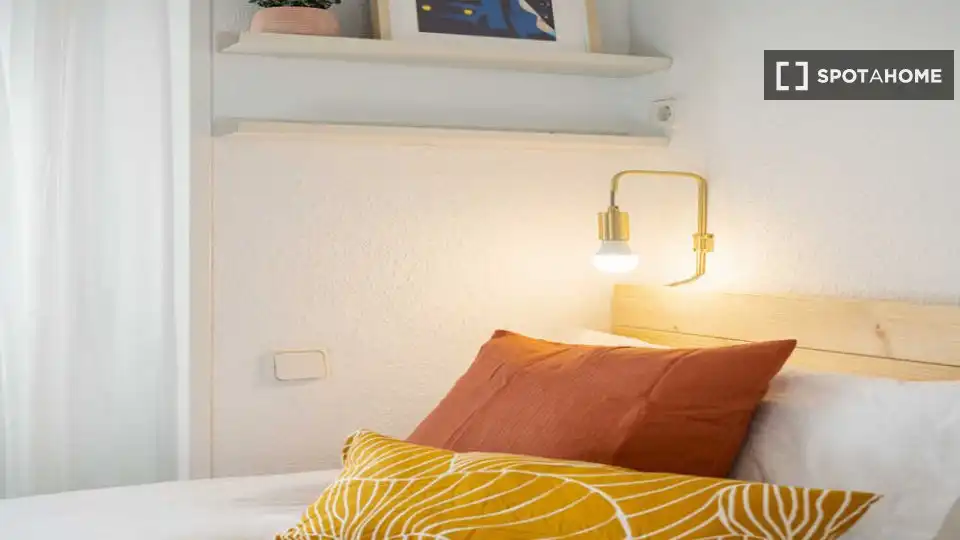 Bedroom of Flat for share in Moncloa - Aravaca
