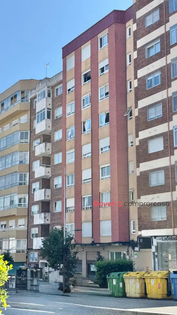 Exterior view of Flat for sale in Vigo   with Parquet flooring