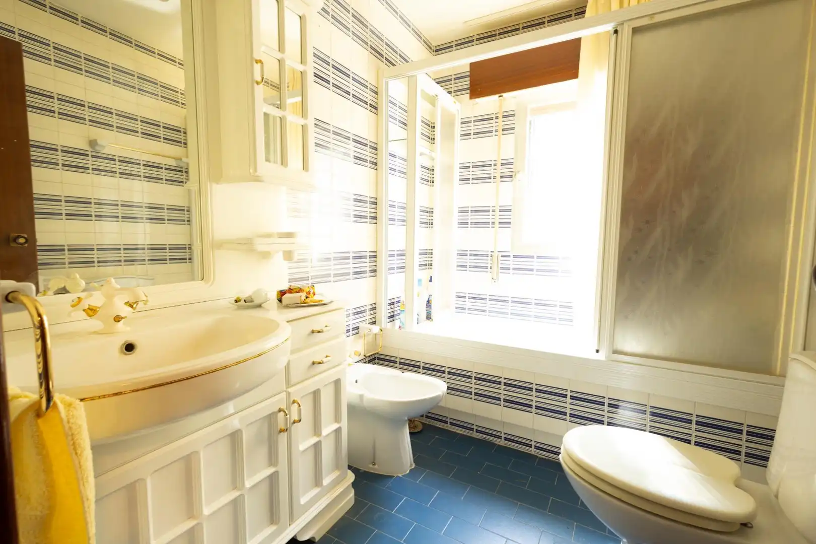 Baño de Casa o chalet en venta en Boadilla del Monte con Calefacción, Trastero y Piscina