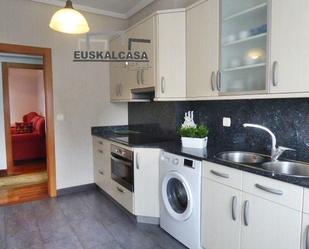 Cuina de Pis de lloguer en Barakaldo  amb Calefacció i Balcó