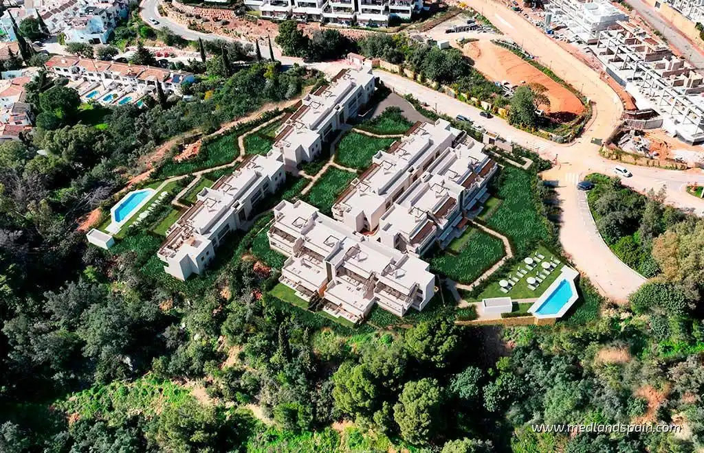 Apartamento con piscina en venta en Istán, imagen 15