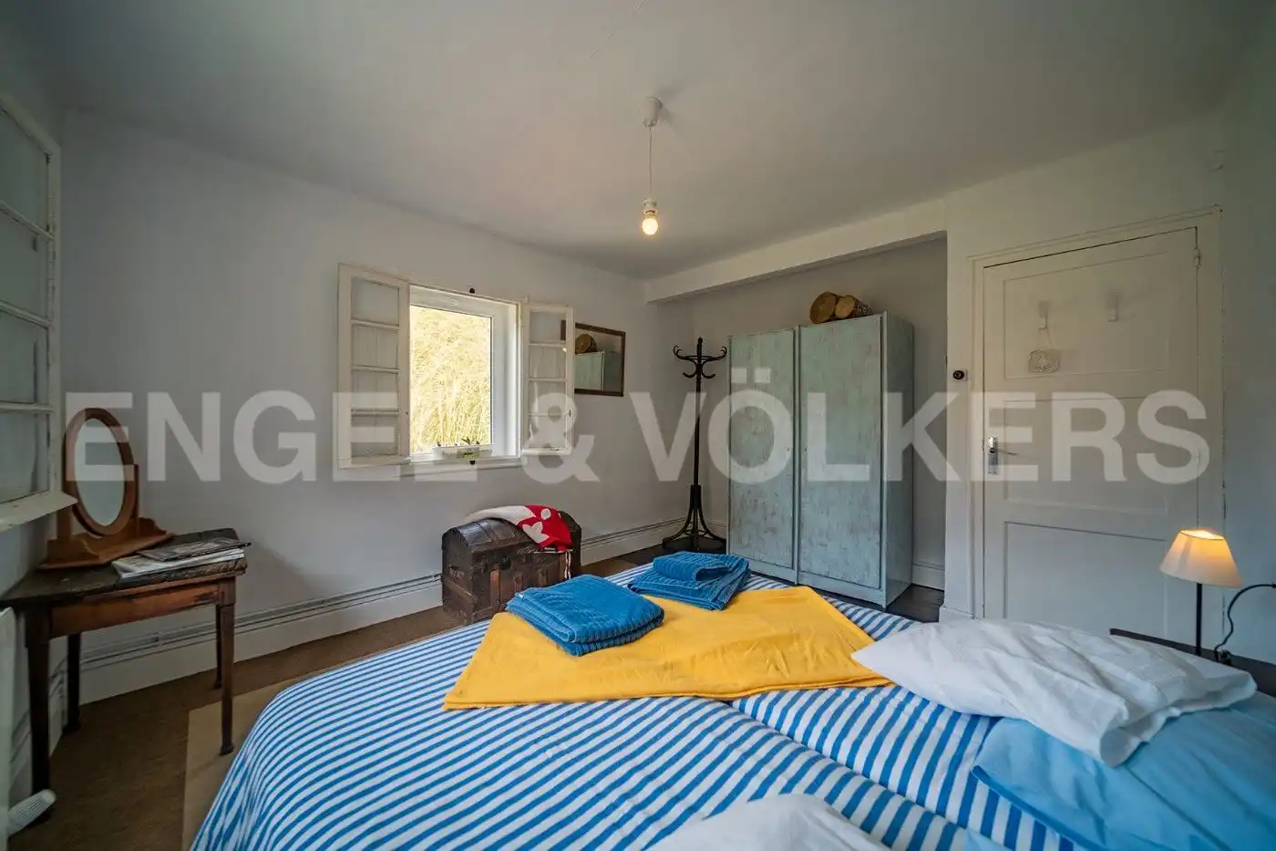 Habitación de Casa o chalet en venta en Es Bòrdes con Trastero y Amueblado