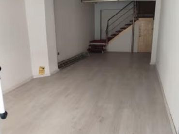 Local comercial en venda a Inmobiliaria - Barreda