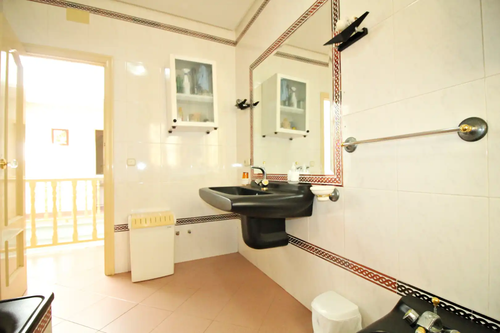 Baño de Casa adosada en venta en Punta Umbría con Aire acondicionado, Terraza y Trastero