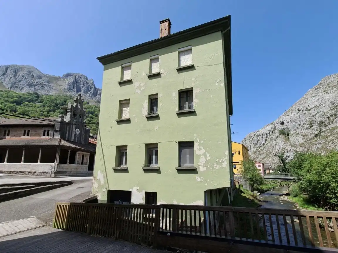Vista exterior de Piso en venta en Morcín