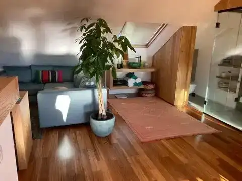 Sala d'estar de Pis de lloguer en Nigrán amb Jardí privat, Parquet i Moblat