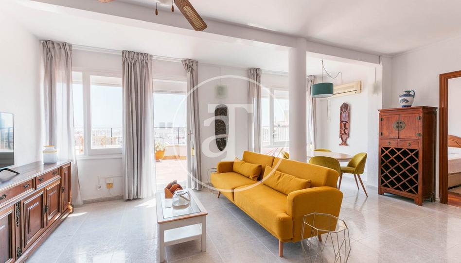 Photo 1 of Attic to rent in Carrer de València, El Camp de l'Arpa del Clot, Barcelona