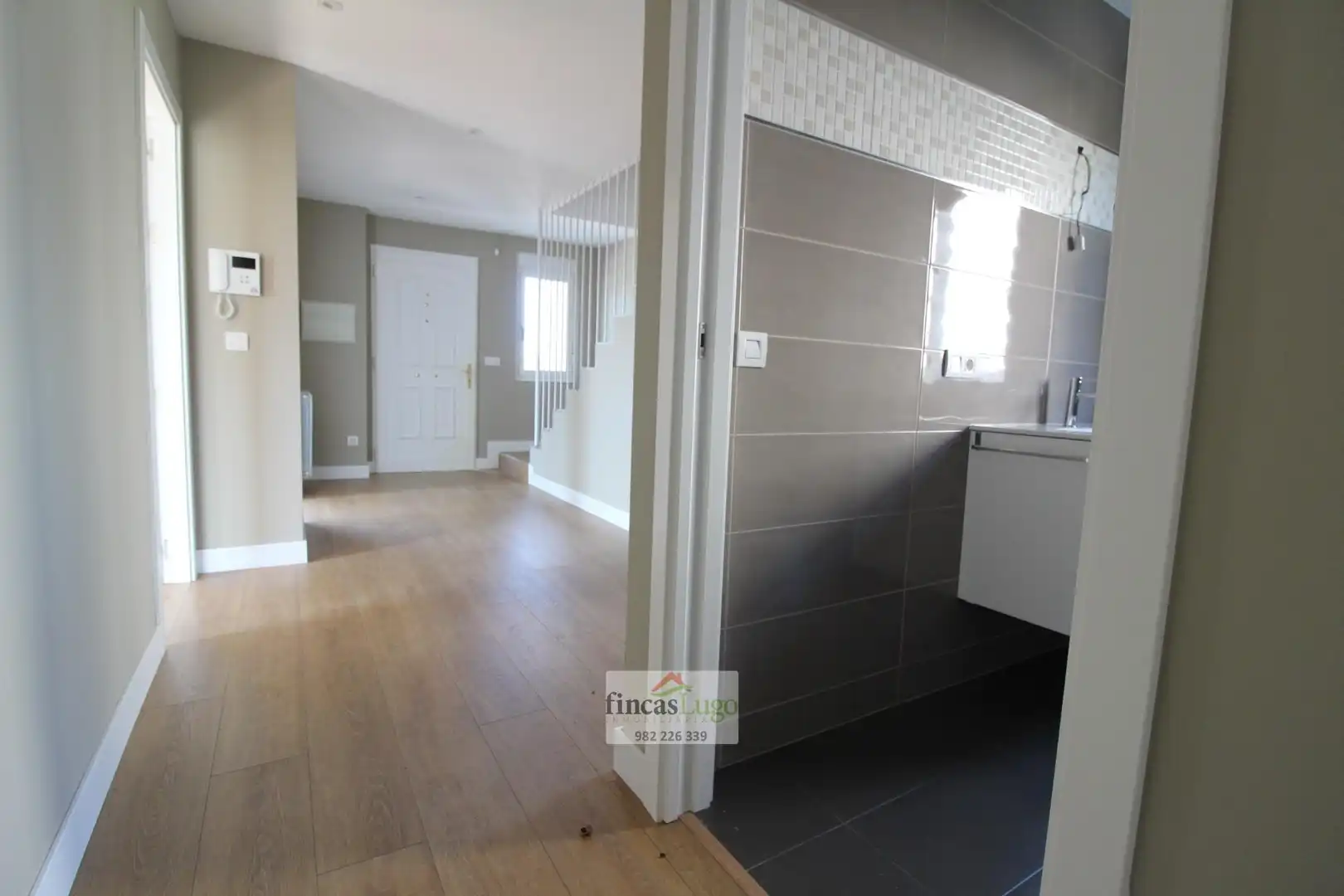 Casa o chalet en venta en Lugo con Calefacción, Jardín privado y Terraza