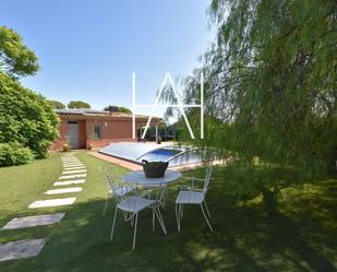 Garden of House or chalet for sale in Sant Vicenç de Montalt  with Air Conditioner and Swimming Pool