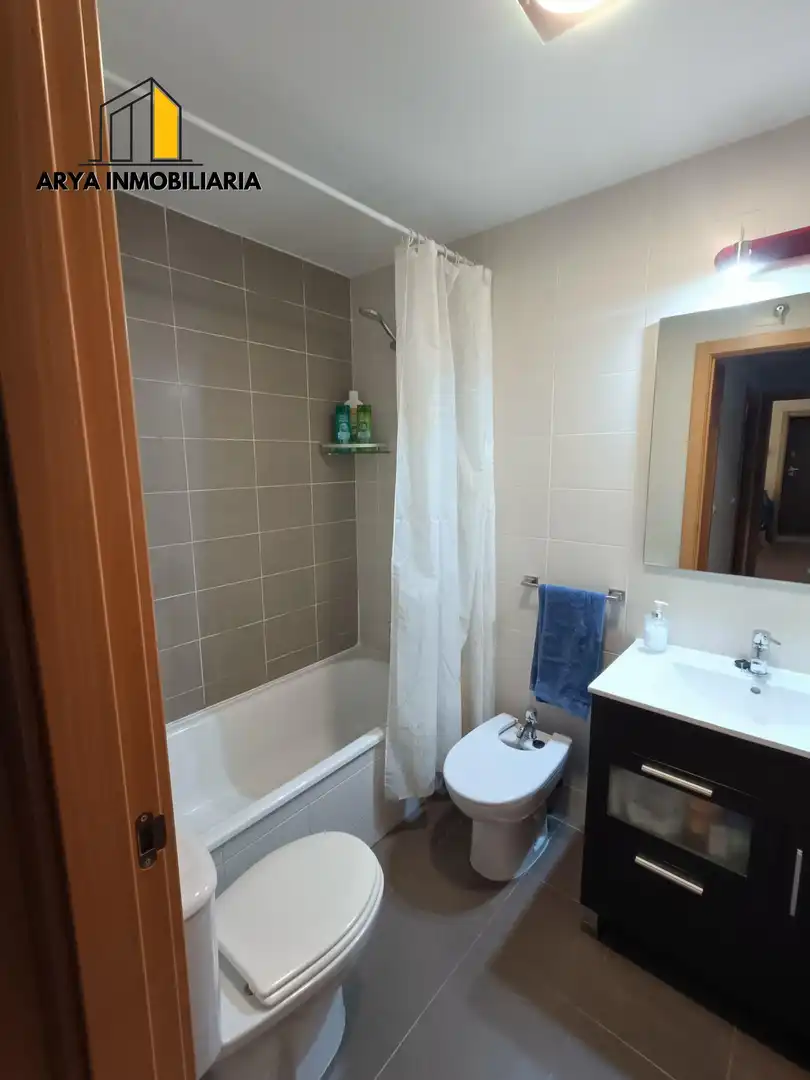 Bathroom of Flat for sale in Torrejón de Ardoz  with Heating, Storage room and Community pool