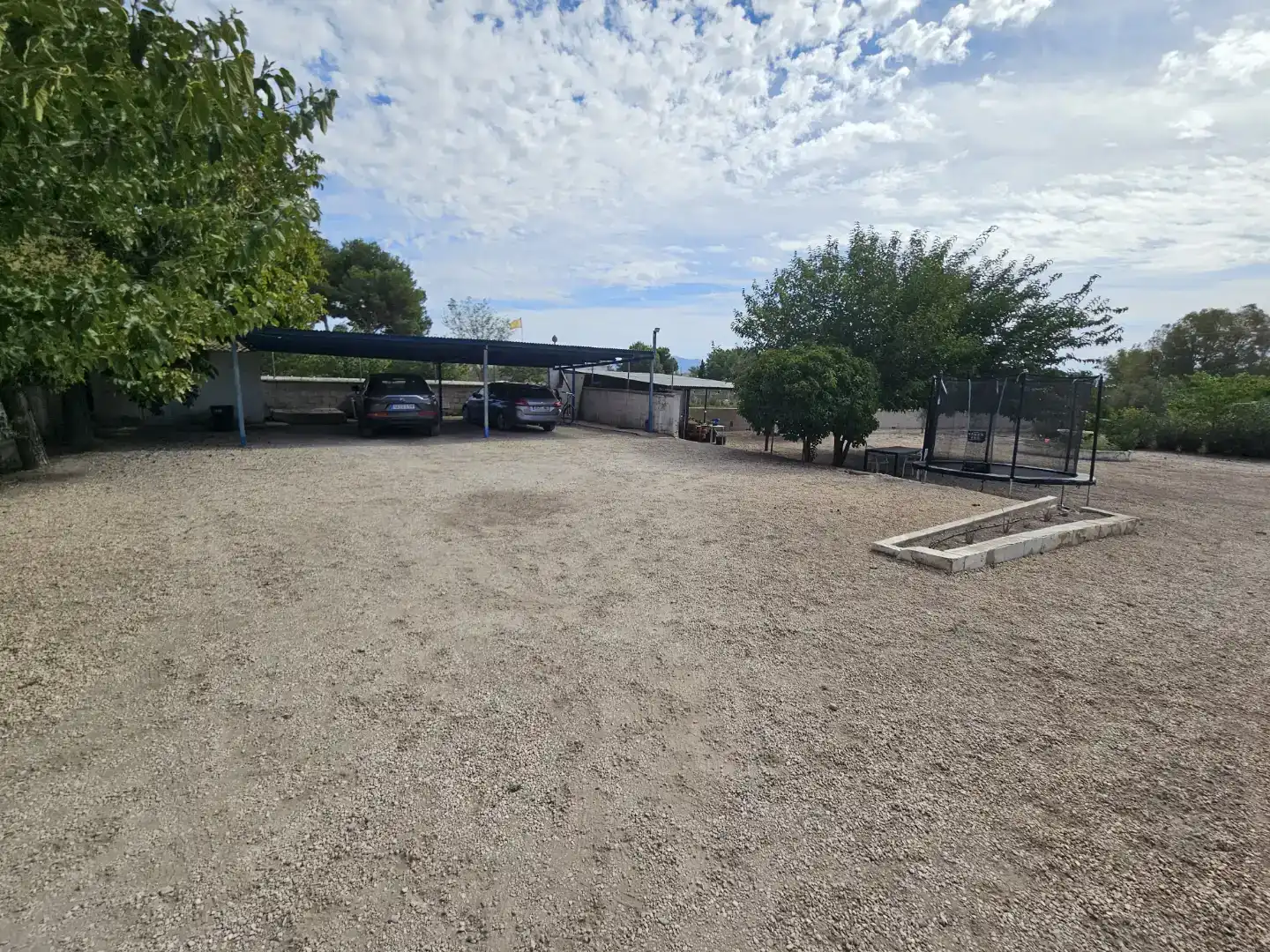 Aparcament de Casa o xalet en venda en Villena amb Aire condicionat i Piscina