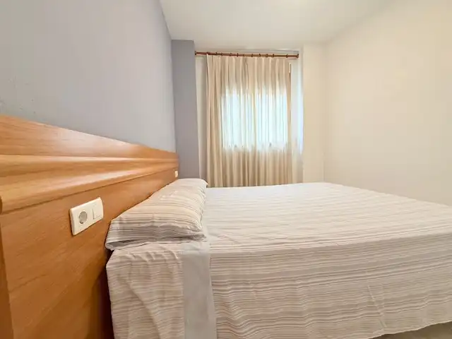Habitación de Piso en venta en Castellón de la Plana / Castelló de la Plana con Aire acondicionado