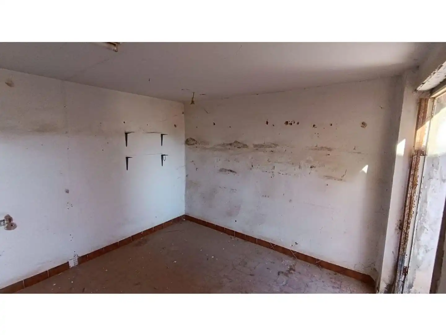 Casa o xalet en venda en Villar del Arzobispo amb Terrassa i Balcó