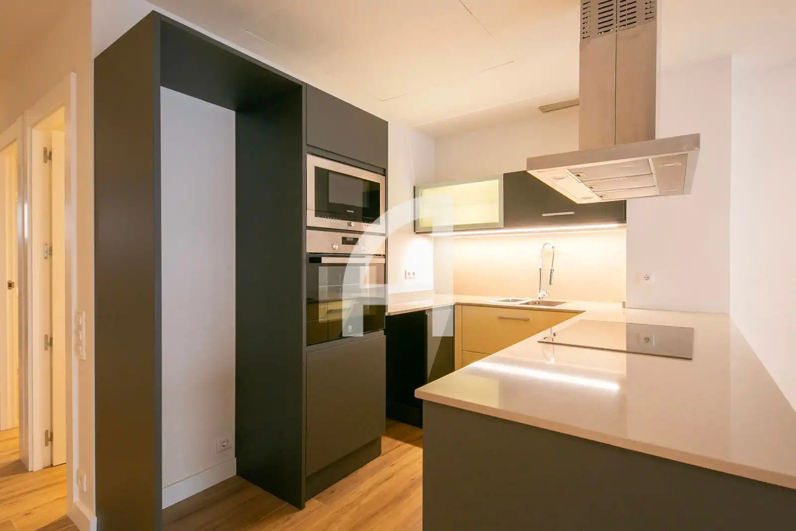 Cocina de Piso en venta en Barcelona con Aire acondicionado, Calefacción y Parquet