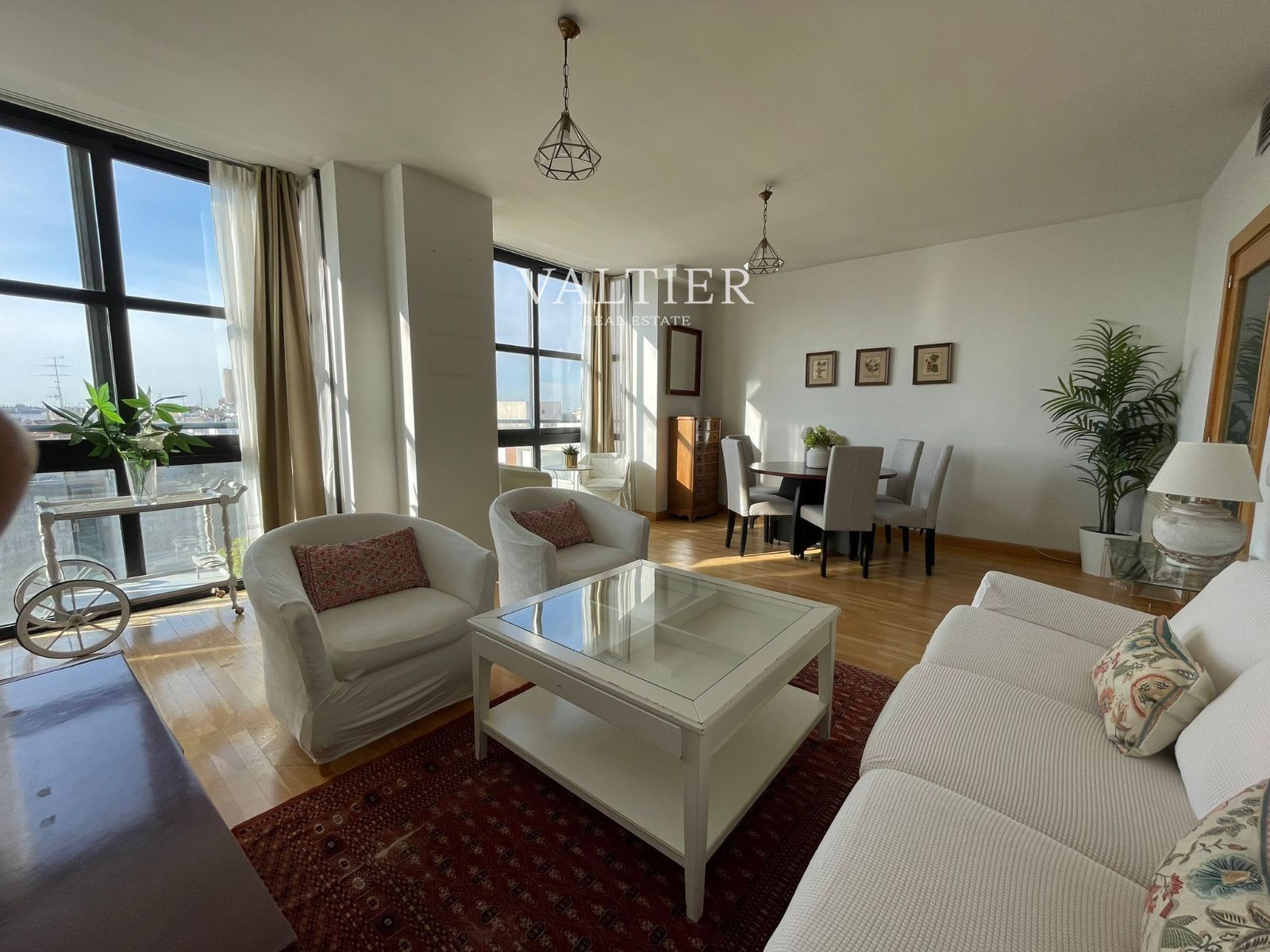 Sala d'estar de Pis de lloguer en  Madrid Capital amb Aire condicionat, Traster i Piscina