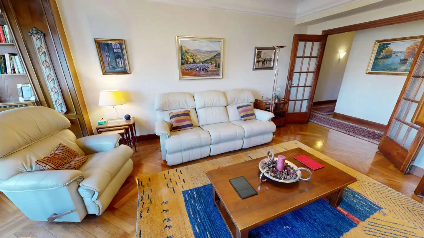 Piso en venta en Área Romántica