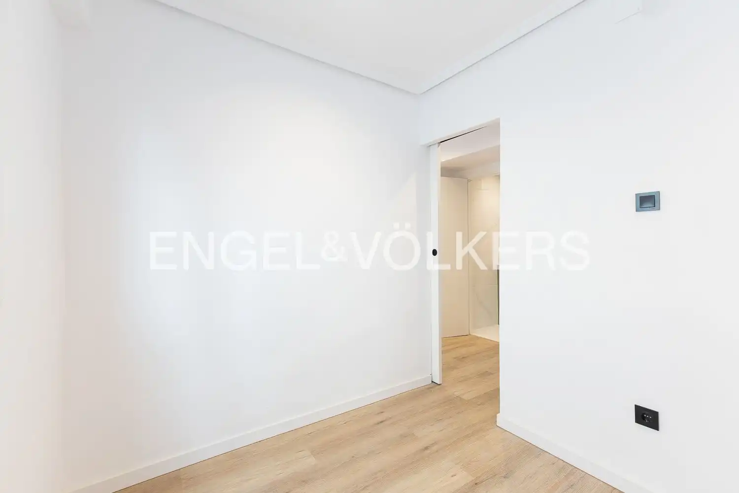 Wohnung zur Miete in Valencia mit Klimaanlage, Heizung und Möbliert
