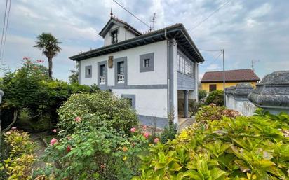 Exterior view of House or chalet for sale in Llanera  with Heating, Private garden and Balcony