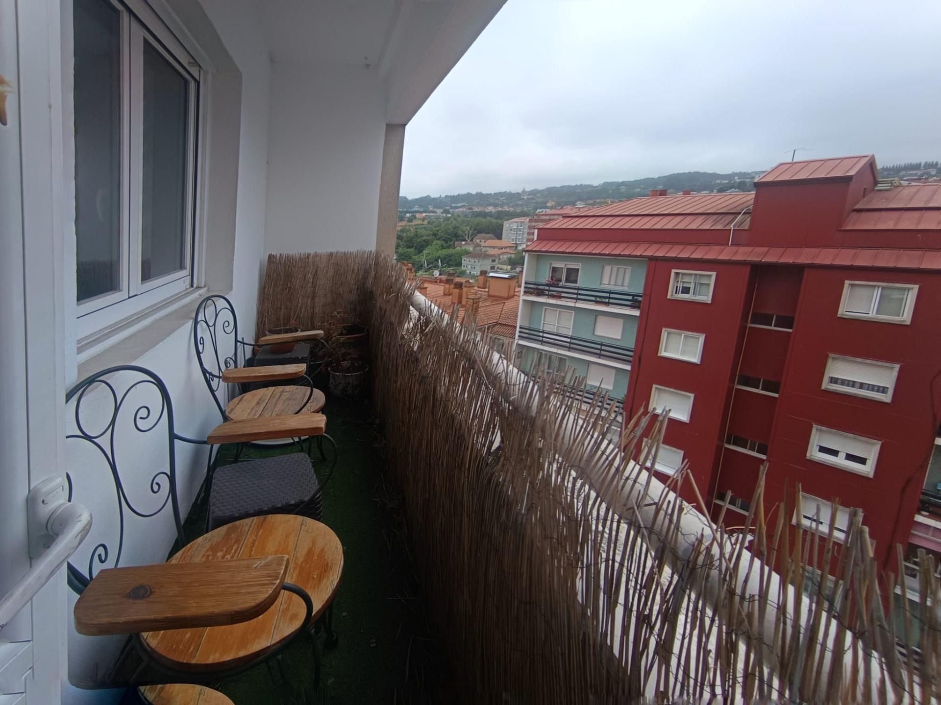 Terrassa de Pis en venda en Pontevedra Capital  amb Calefacció i Balcó