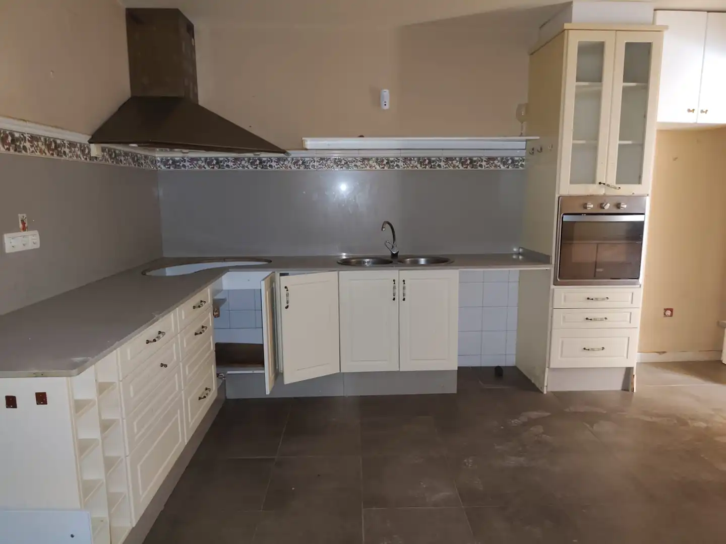 Cocina de Casa o chalet en venta en Canyelles con Aire acondicionado, Calefacción y Jardín privado