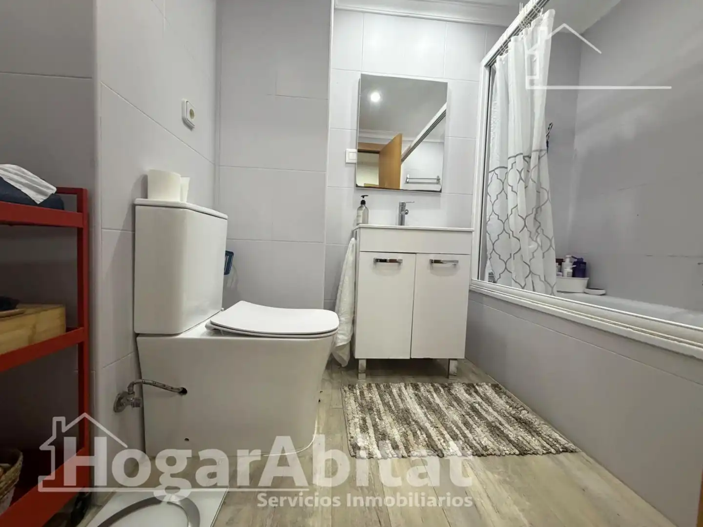 Baño de Piso en venta en Valencia con Aire acondicionado, Calefacción y Trastero