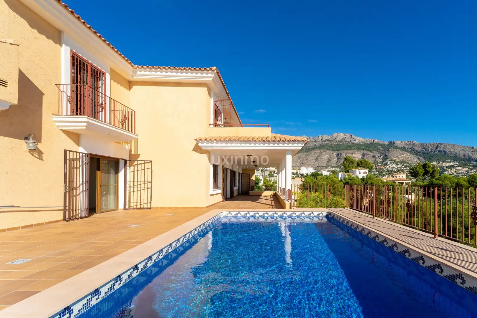 Vista exterior de Casa o xalet en venda en Altea amb Aire condicionat, Calefacció i Jardí privat