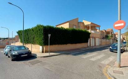Vista exterior de Casa o xalet en venda en Huércal de Almería amb Jardí privat i Terrassa