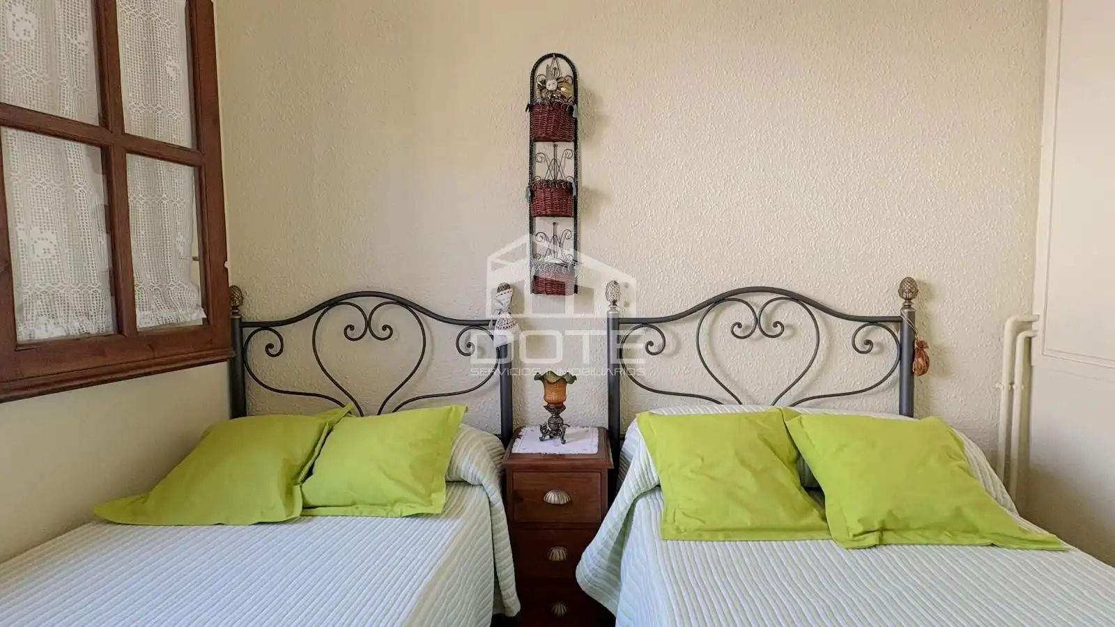 Habitación de Casa adosada en venta en Creixell con Aire acondicionado, Calefacción y Terraza